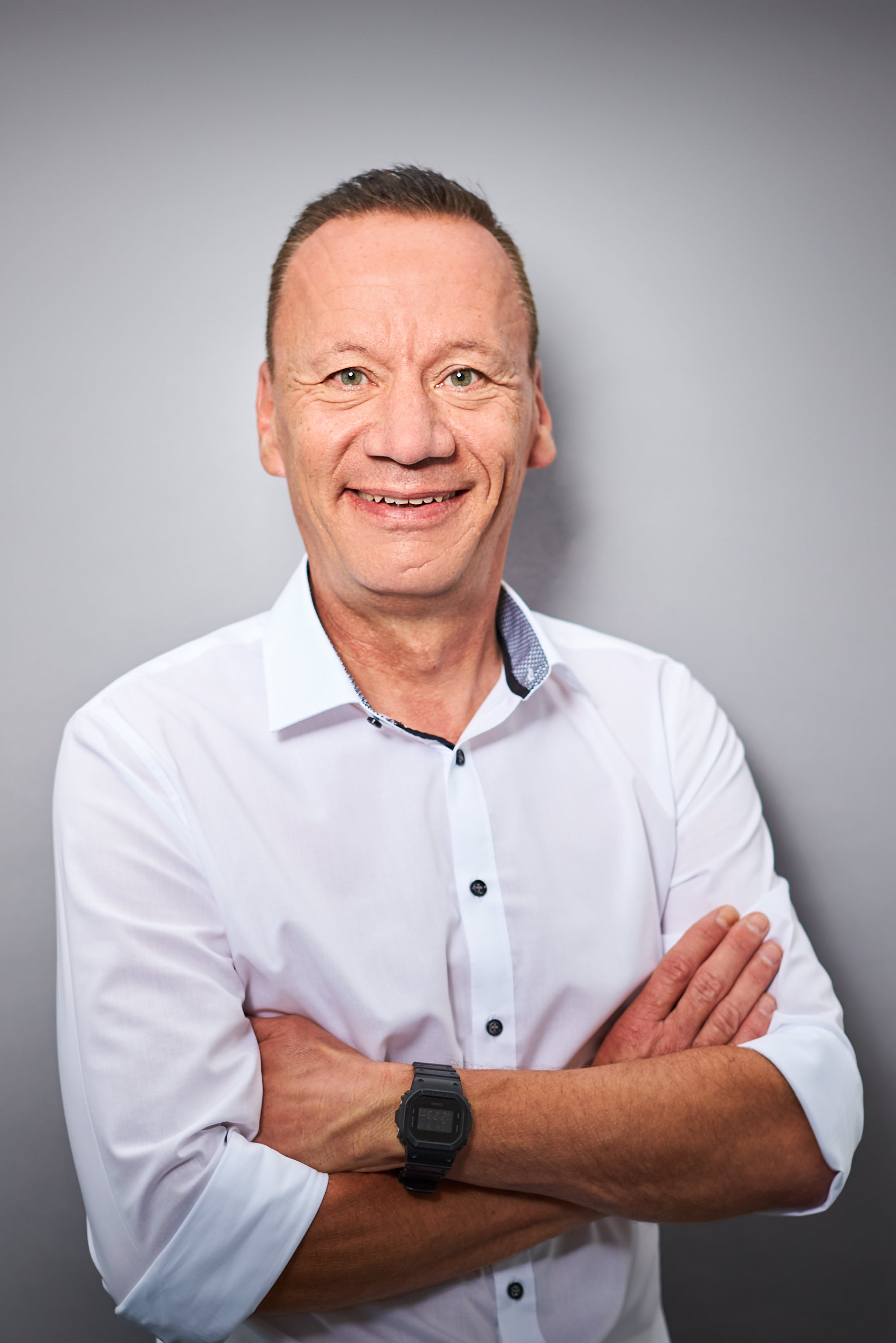 Dietrich, Markus - Mitarbeiterfoto_190.jpg